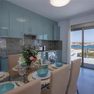  Apartment Poris 5 Beachfront By Holidays